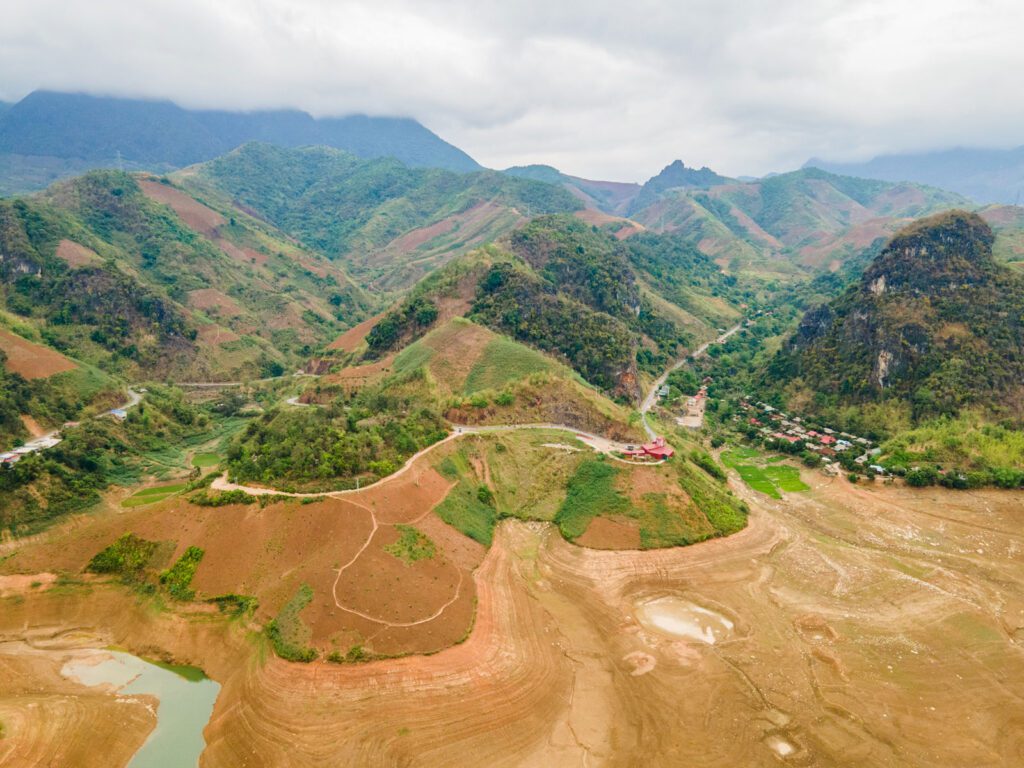 A landscape of mountains and a river in the Son La province of Vietnam.