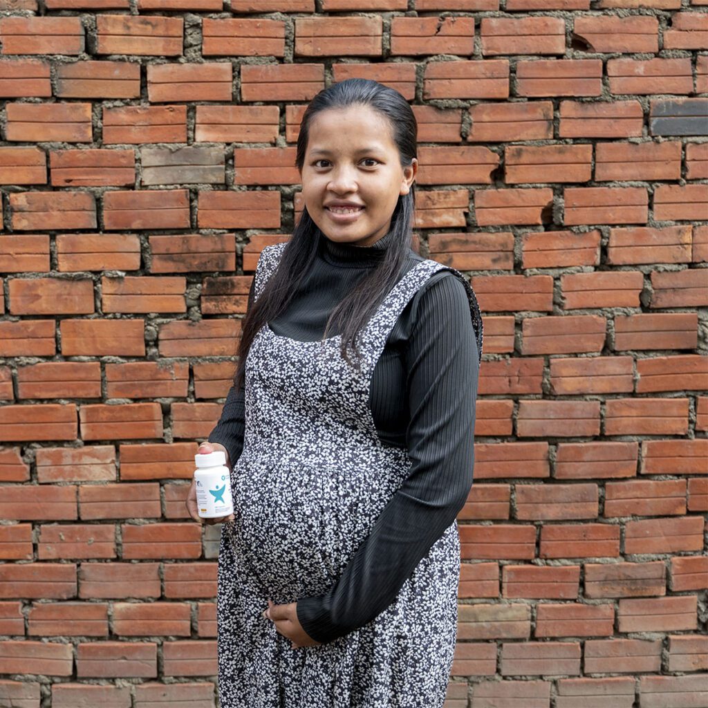 As 24-year-old Sophearoth neared the delivery date for her second child, she felt grateful for the energy she attributed to the prenatal vitamins and minerals she had been taking since her first trimester. Her new baby, who she planned to name Rayuk, was already proving to be an active child--even in the womb; she doubted the little one ever slept! With an energetic six-year-old son at home, Sophearoth sensed she would need all the strength she could get. Her older son was excited to become a big brother and eagerly rubbed his mom’s belly, anticipating the new arrival while dreaming of playing soccer together.